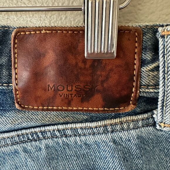 Moussy Vintage Tapered Leg Low Rise Distressed Denim Jeans Size 28 - Picture 4 of 6